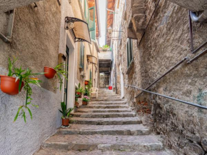 Apartment Borgo Antico by Interhome